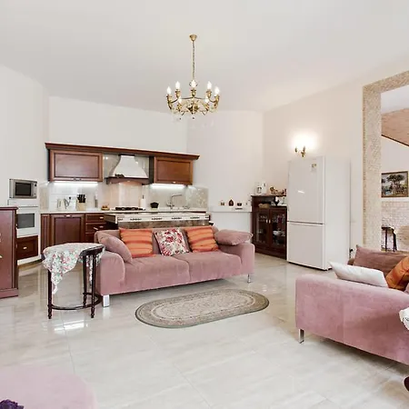 Lux Private House Near Arcadia *