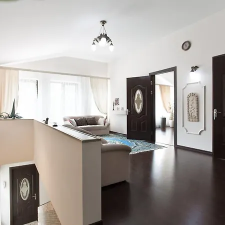 Lux Private House Near Arcadia * Odessa