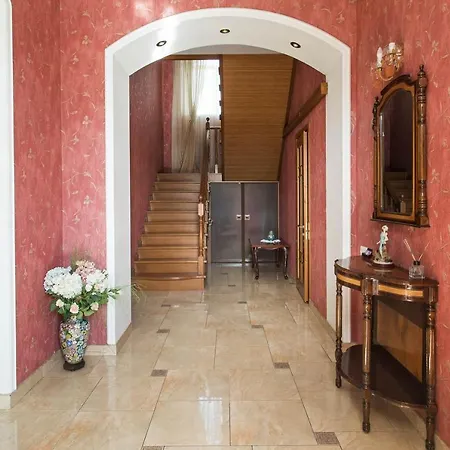 Lux Private House Near Arcadia Odessa